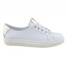 Sneakersy niskie skórzane sznurowane białe ze złotymi wstawkami na płaskiej podeszwie 1936