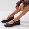 Czarne baleriny z okrągłym noskiem i zapięciem na pasek 2354