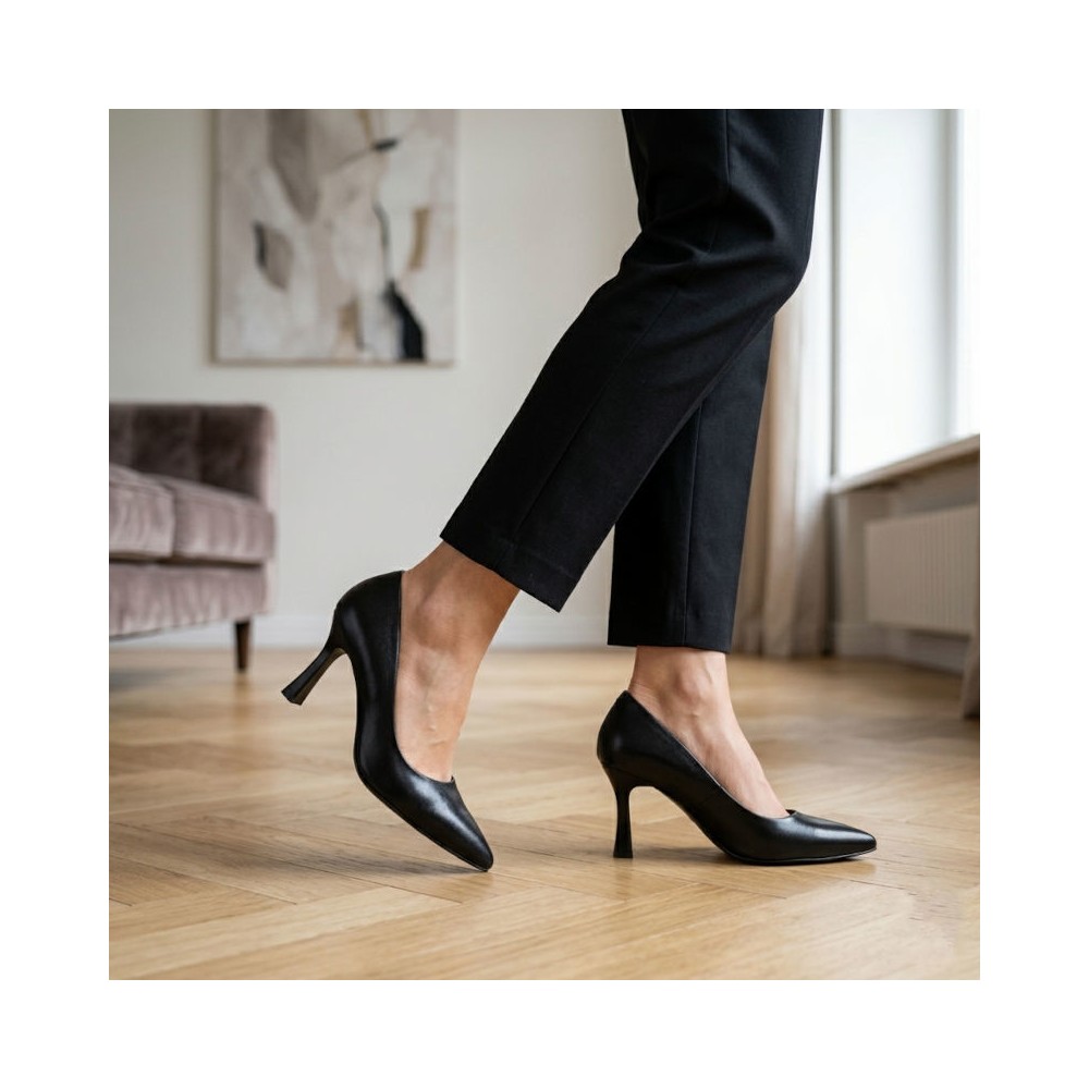 Skórzane szpilki Essential Black | eska-buty.pl